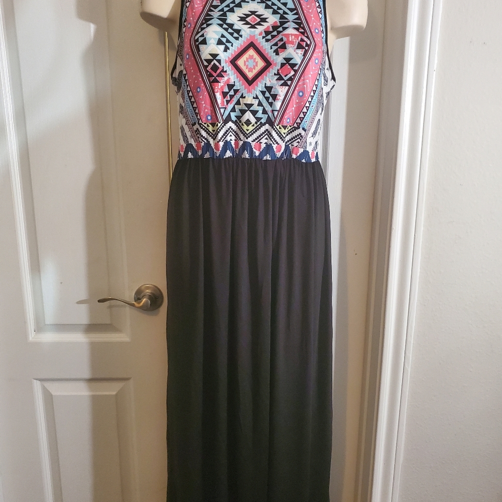 Tribal print Maxi dress by Sherona, Size Medium - Picture 5 of 6